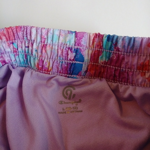 Champion girls running shorts - Picture 2 of 4